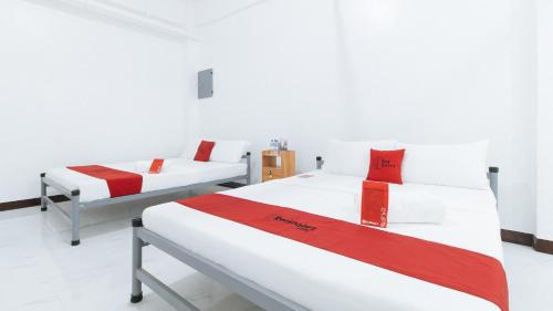 Balingasag Hotel | RedDoorz @ Catalina Pension House