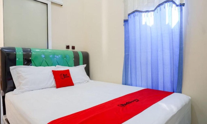 Kendal Hotel | RedDoorz @ Jalan Raya Kaliwungu Selatan Kendal
