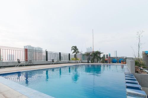 Palanan Hotel | RedDoorz @ Melbourne Suites Makati