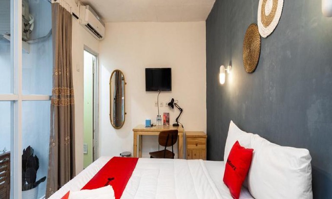 Bogor House | RedDoorz near Exit Toll Tanah Baru Bogor