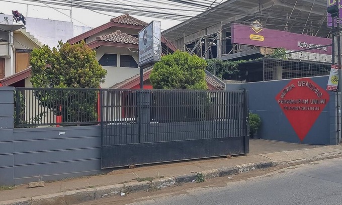 Cileunyi House | RedDoorz near IPDN 2