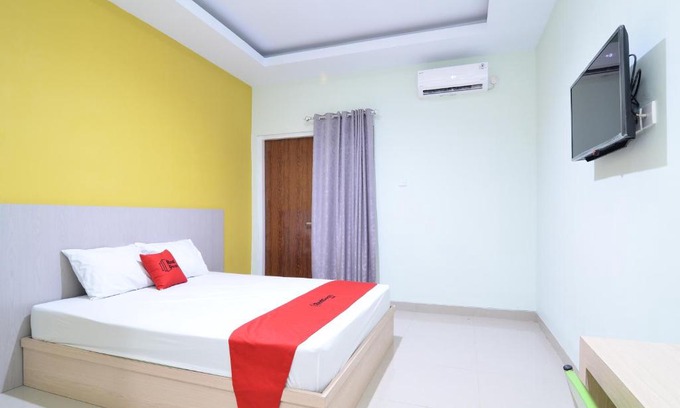 Surakarta House | RedDoorz near Museum Keraton Surakarta