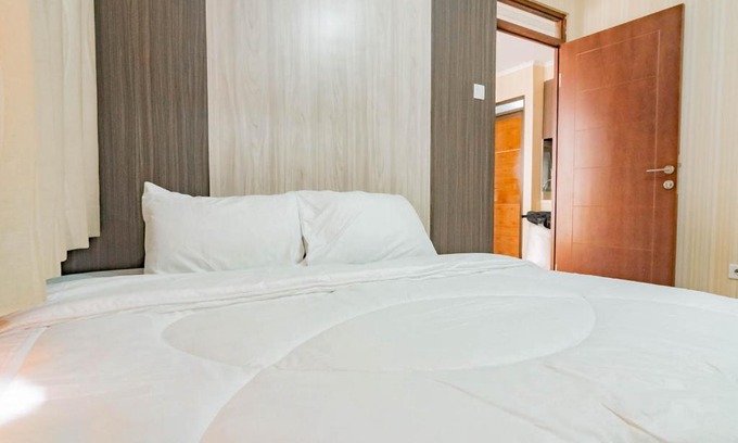 Depok Hotel | RedDoorz near Trans Studio Mall Cibubur 3