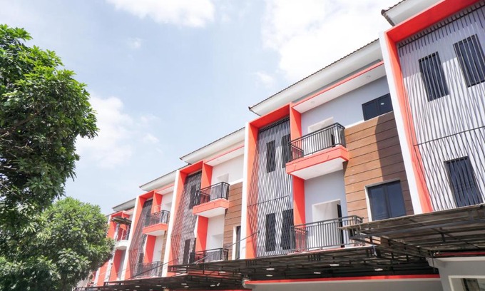 Dinoyo House | RedDoorz Plus at Tlogomas