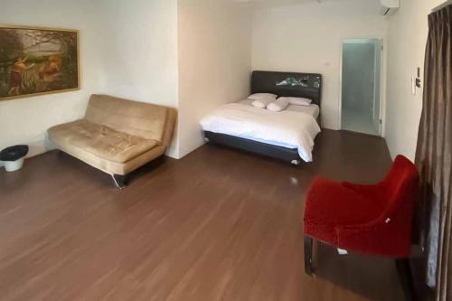 Megamendung Hotel | RedDoorz Plus @ Megamendung Puncak 2