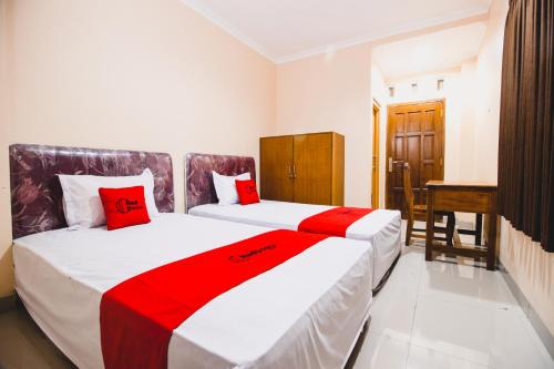 Sinduadi House | RedDoorz Plus @ Pogung Raya
