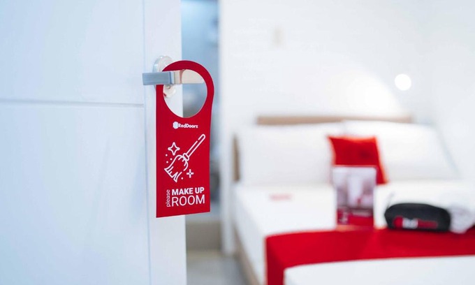 La Paz Hotel | RedDoorz Plus @ Yeesort Ledesco Village Lapaz Iloilo City
