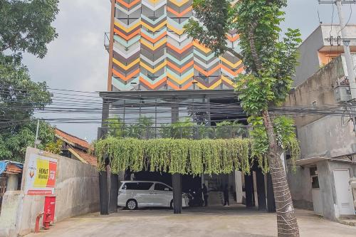 Bandung Hotel | RedDoorz Premium @ Hotel Hebat