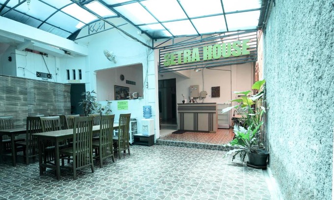 Depok House | RedDoorz @ Seturan Raya