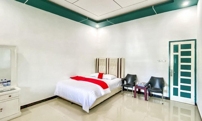 Bireuen Hotel | RedDoorz Syariah at Dynamic Samalanga