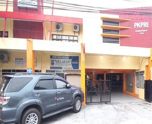 Sidoarjo Hotel | RedDoorz Syariah at Hotel Pandan Wangi near Alun Alun Sidoarjo