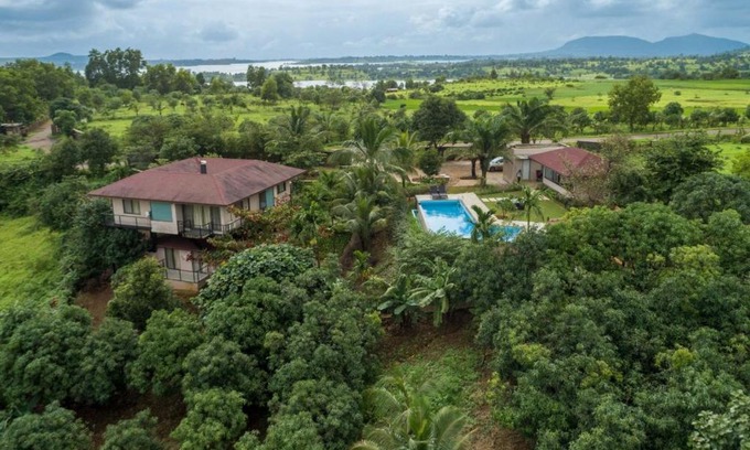 Khodala Villa | Redhomex Lake view-villa 5BHK PRIME All Meals Included