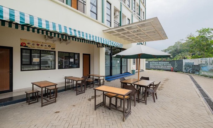 Karang Bolong Apartment | RedLiving Syariah Apartemen MKostel - Tower A1 Kencana Loka