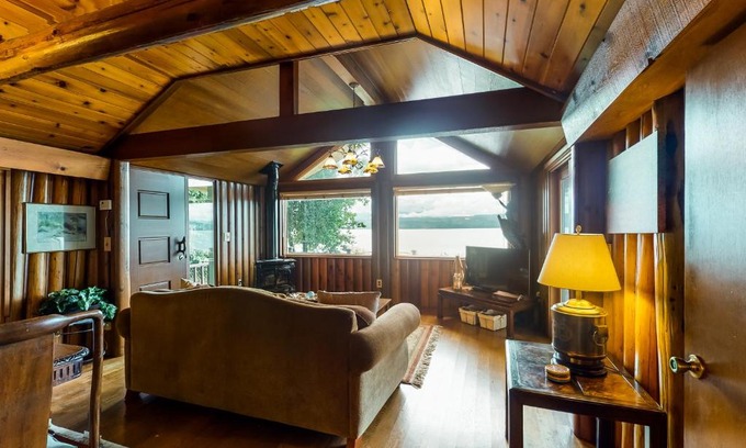 Poulsbo House | Redman Cabin