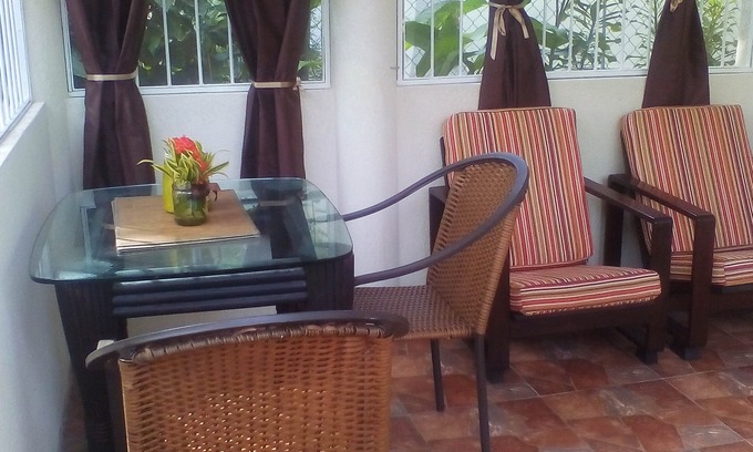 Halcyon Heights Apartment | REDUCED RATE: Modern,Spacious,Unbeatable Location, close to amenities,SUPER HOST