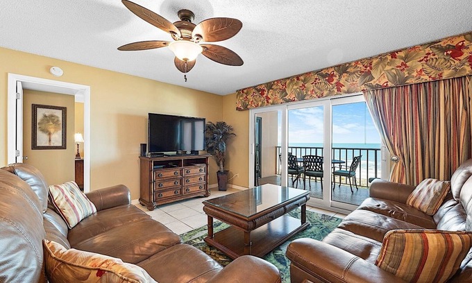Indian Rocks Beach Condo | Reef Club in Indian Rocks TOP FLOOR DIRECT Ocean Pool & Hot Tub 10% OFF Weekly!