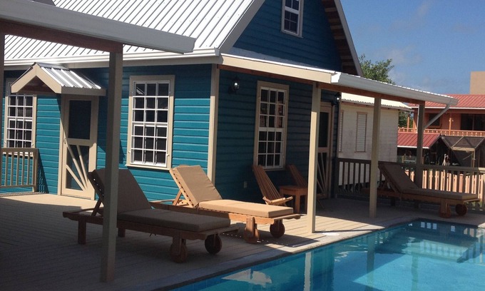 Caye Caulker Cottage | Reef Cottage With A Pool