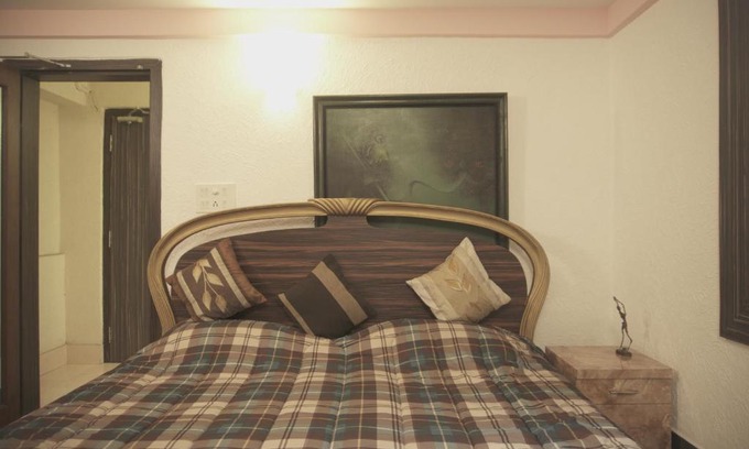 Kolkata Apartment | Reena's Lodge