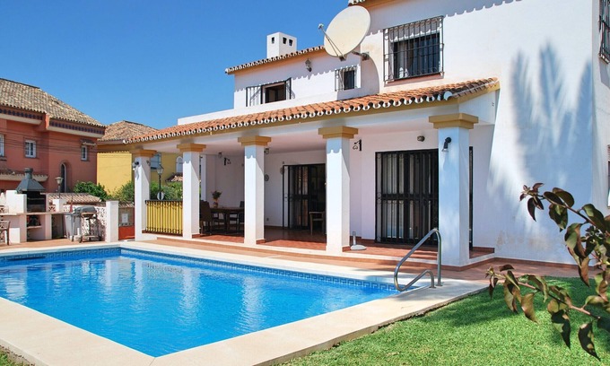 Torreblanca Villa | Ref: 325 Villa Elena - Large villa with private Pool