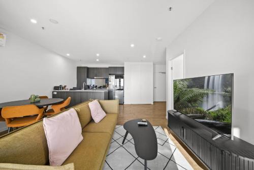 Belconnen Apartment | Refined 2-Bed With Luxurious Building Amenities