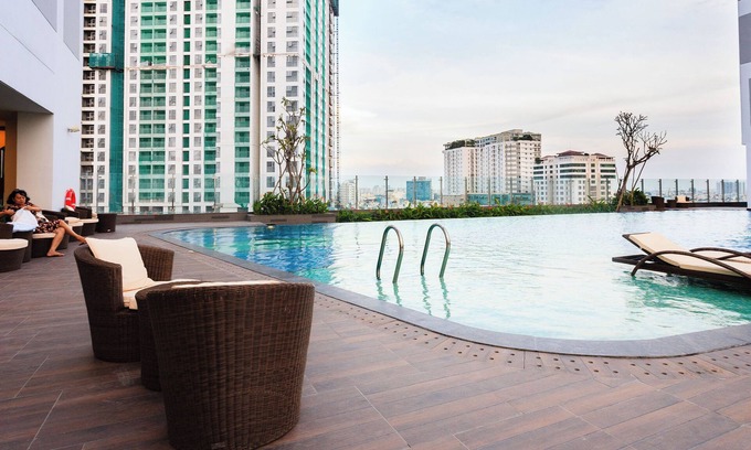 Bach Dang Riverside Apartment | Refined Saigon - Rivergate Apartment