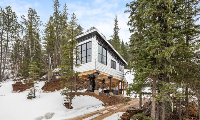 Deadwood Cabin | Reflection Ridge Cabin