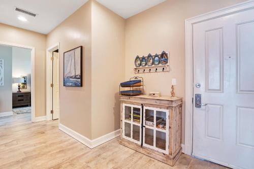 Upper Grand Lagoon Apartment | Reflections at Bay Point