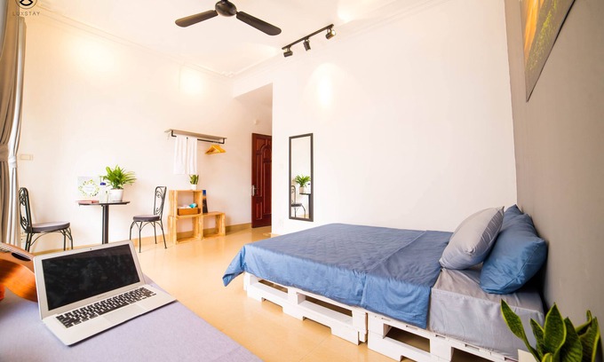 Nhat Tan House | Refreshing & Tranquil Suite - Em Em Homestay Ha Noi