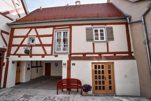 Altstadt House | RefuKium alte Gerberei