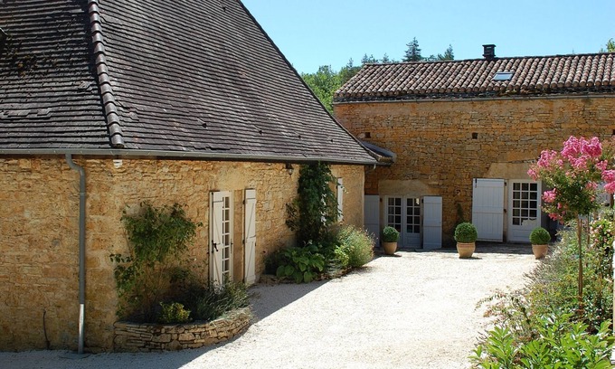 Daglan Other | Refurbished House-Quiet Hilltop Location, Stunning Views, Heated Pool, 4 Acres