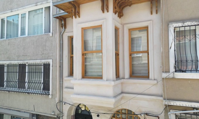 Taksim Villa | REFurbished Triplex in Taksim