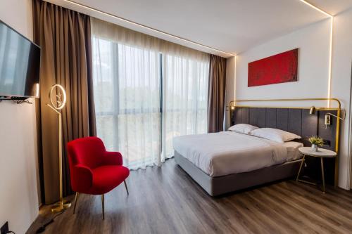 Batu Lintang Hotel | Regatta at Kozi Square Kuching
