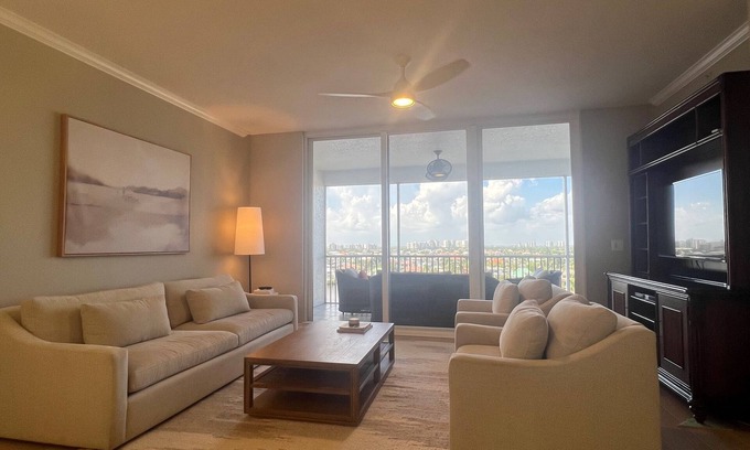 Pelican Bay Condo | Regatta Waterfront 3 Bed/3 Bath Condo. Quick walk to the Vanderbilt Beach!