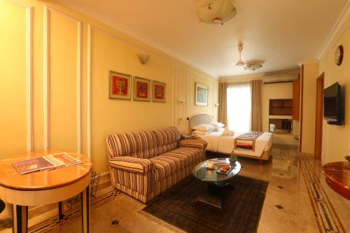 Malabar Hill Hotel | Regency Hotel Malabar Hill