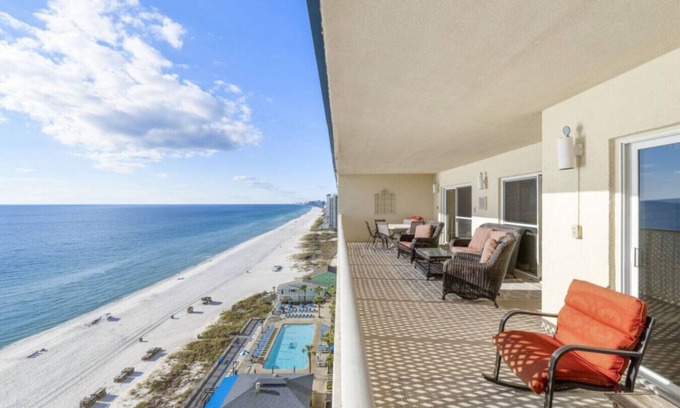 Biltmore Beach Condo | Regency Towers Penthouse #1409