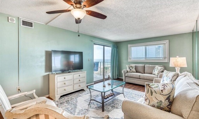 Biltmore Beach Apartment | Regency Towers -Unit 402-3 bedroom