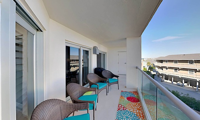 Pensacola Beach Condo | Regency Towers #403 East | Gulf Views, Pool, Beach