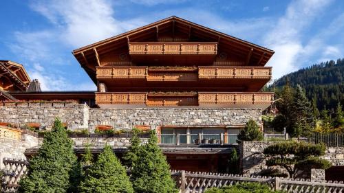 Rougemont Villa | Regent Retreat