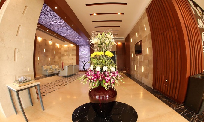 Navalur Hotel | Regenta Central RS - Chennai