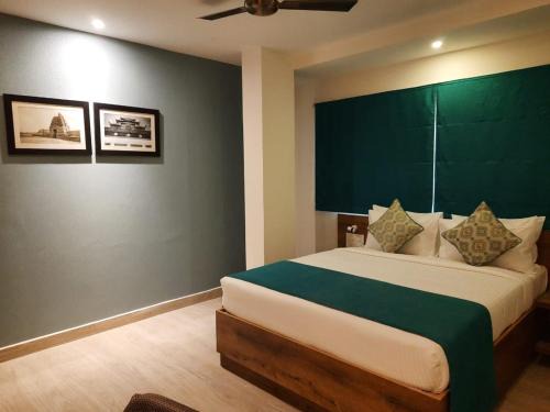 Koramangala Hotel | Regenta INN Grand Koramangala by Royal Orchid Hotels