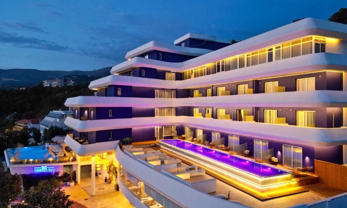 Radhime Hotel | Regina Blu