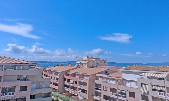 Sainte-Maxime City Centre Apartment | Regina - Victoria