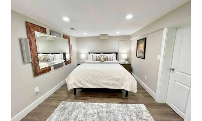 Washington Park Apartment | Rejuvenate in a Renovated Wash Park Garden House