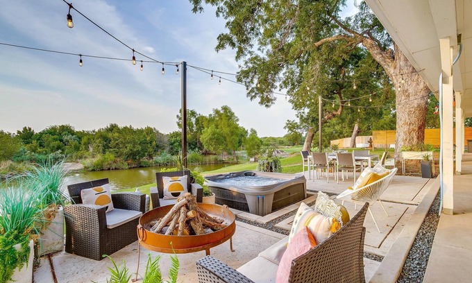 Dennis House | Relax and Connect w/Premiere Lakefront Amenities - Kayaking, Mini Golf, Hot Tub