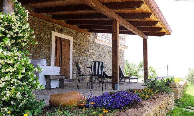 Perdifumo House | Relax between Olive and Sea