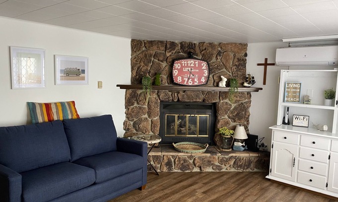 Starbuck House | Relax & Enjoy the Beautiful Sunsets on Lake Minnewaska.