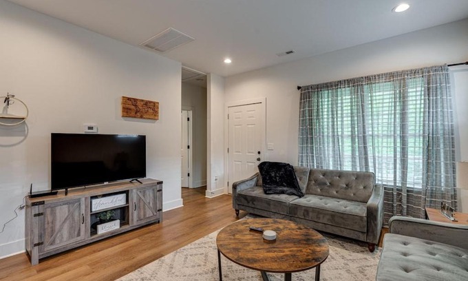East Chattanooga House | Relax In Chattanooga Comfort
