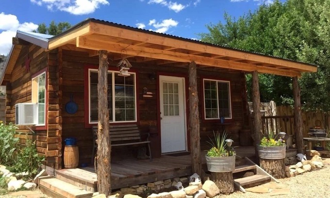 Zion National Park East Entrance Cabin | Relax In Southern Utah's Color Country!