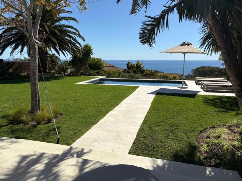 Camps Bay Villa | Relax in Style at this Stunning Villa in Camps Bay, Cape Town
