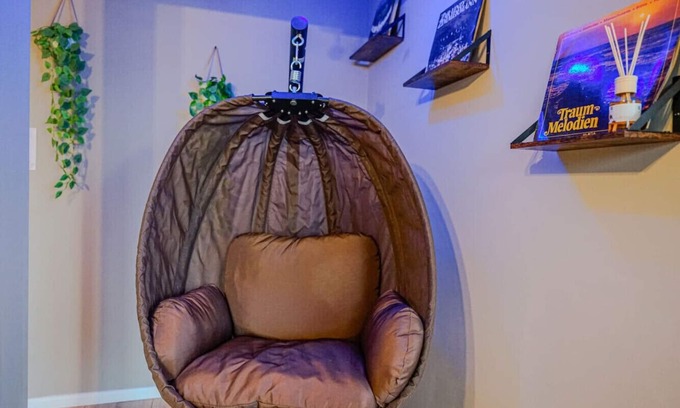 Dessau-Rosslau Apartment | Relax Lounge|Projector|Screen|Relaxation|Central